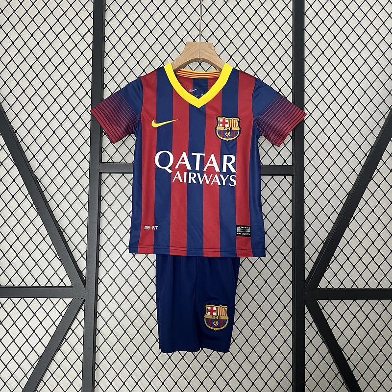 Retro kids 2013-14 Kids Barcelona Home MESSI PIQUE XAVI A.INISTA PUYOL Football jersey retro