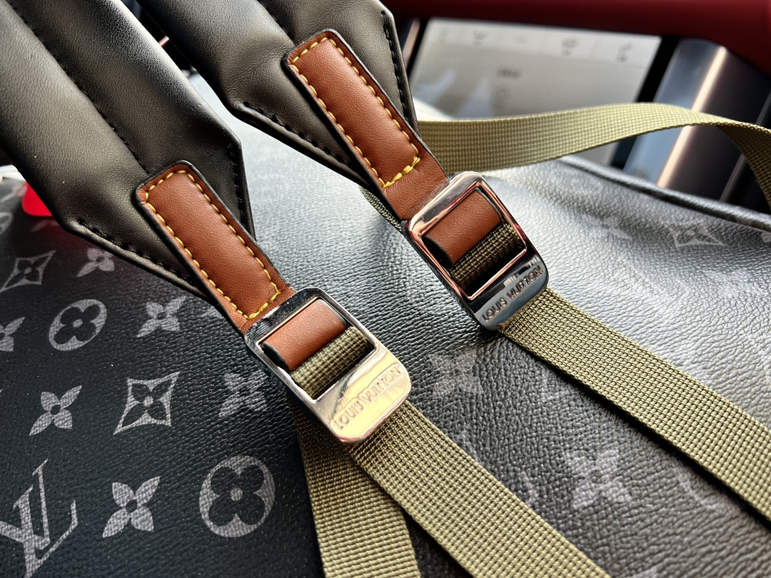 Louis Vuitton Safari Khaki Discovery Backpack 40Cm M45218