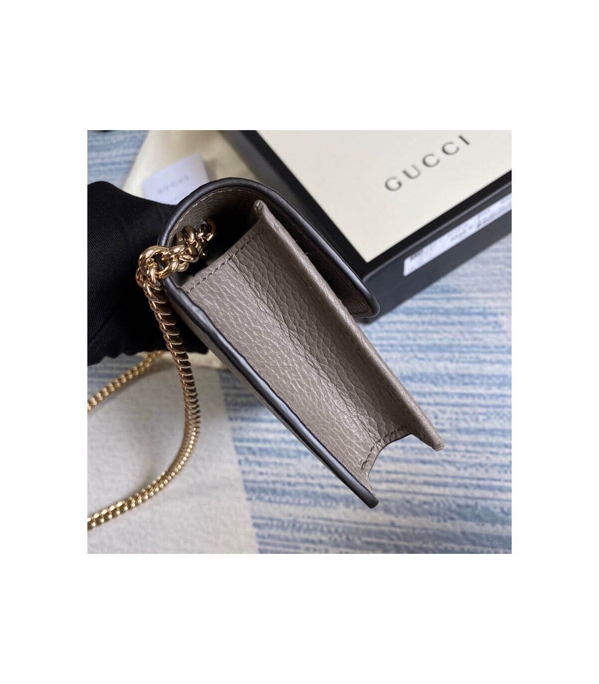 Gucci GG Interlocking Wallet On Chain Grey