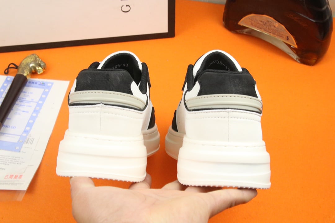Gucci Gg Sneaker Leather In White And Black