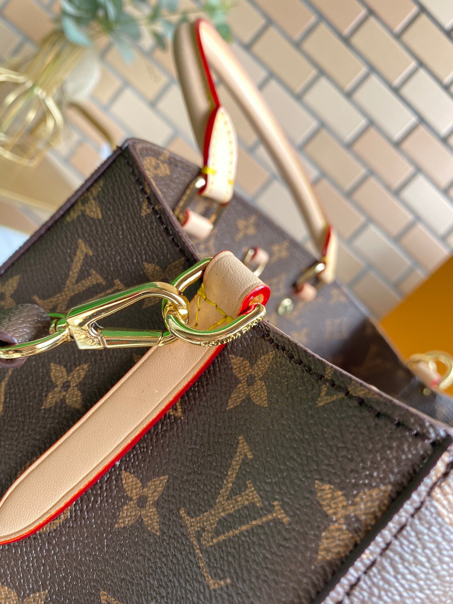 Louis Vuitton Montaigne BB 29Cm M41055