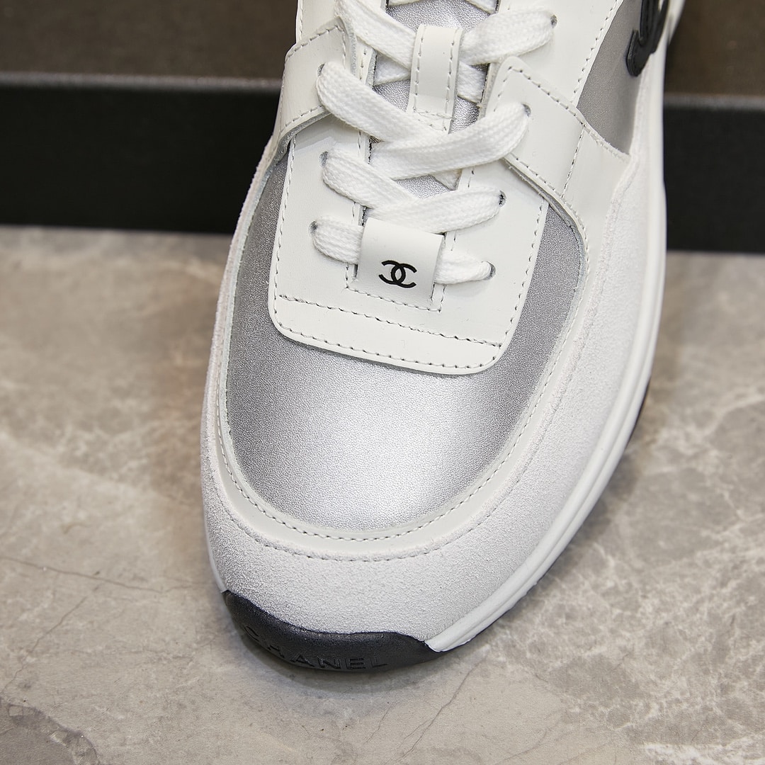 Chanel Suede And Leather Cc Low Top Sneakers White Black