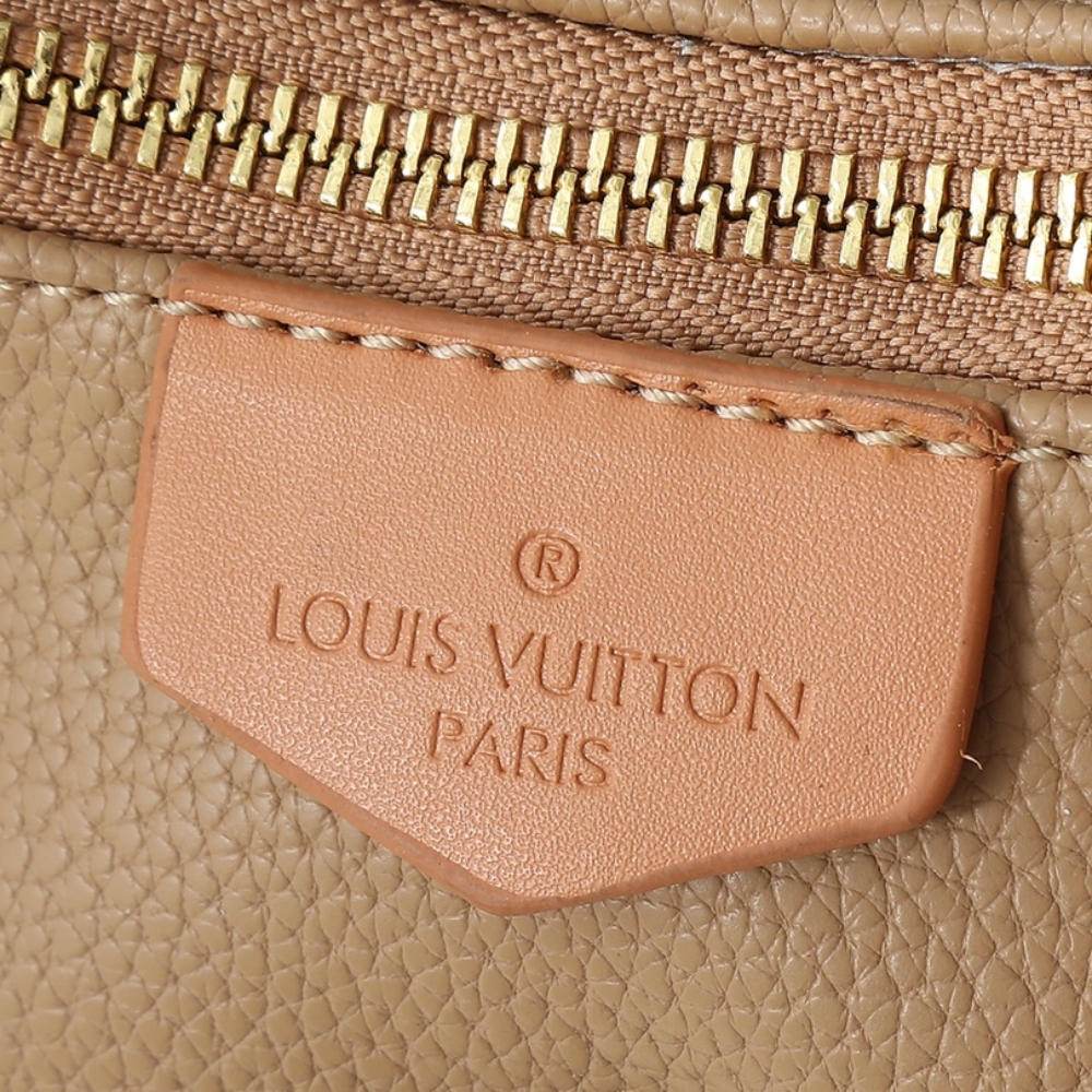 Louis Vuitton Hobo Cargo Beige 31Cm M12697