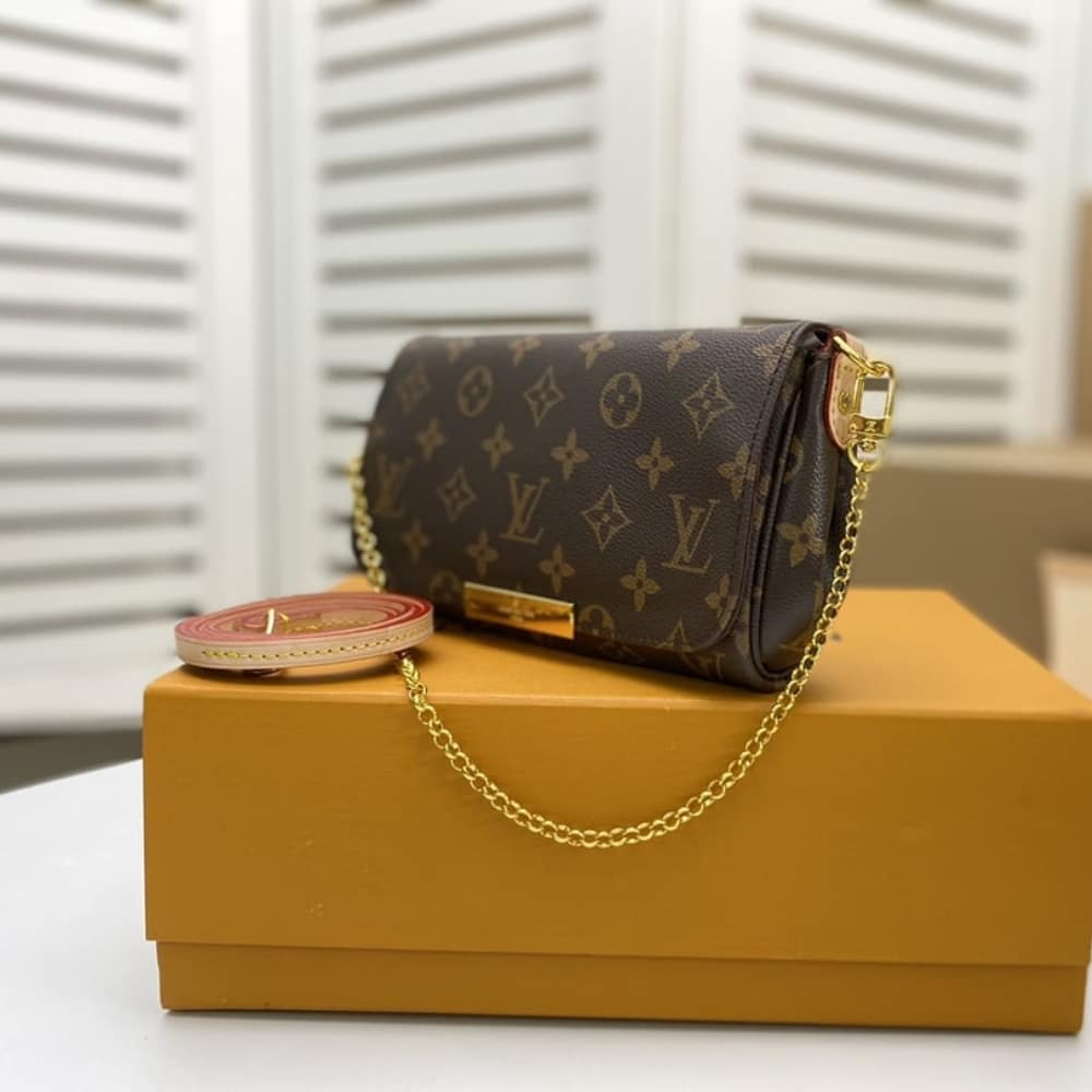 Louis Vuitton Favorite MM Monogram Brown 25Cm M40718