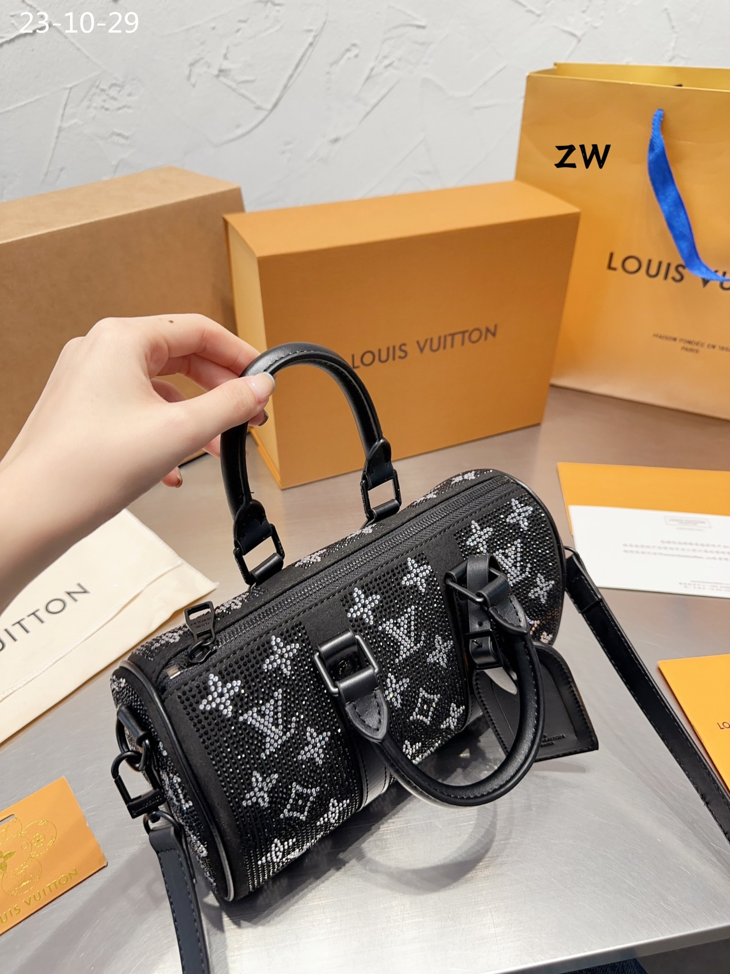 Louis Vuitton Crystal Keepall Bandouli Re 25 Black 25Cm