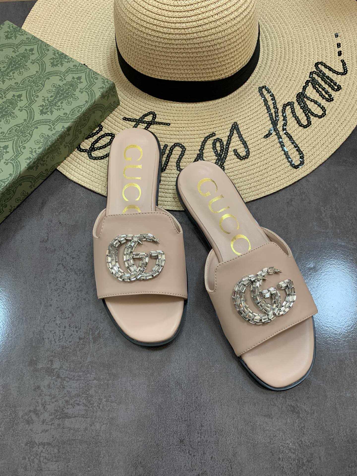 Gucci Double G Slippers Leather Beaded In Beige
