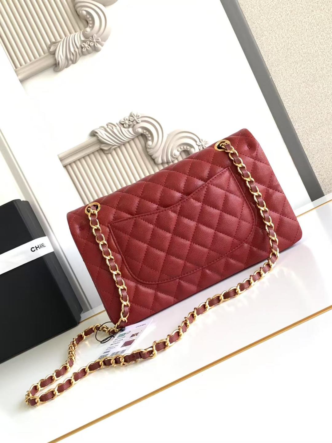Chanel Classic Flap Bag 25 cm Red Gold-Tone Hardware A01112