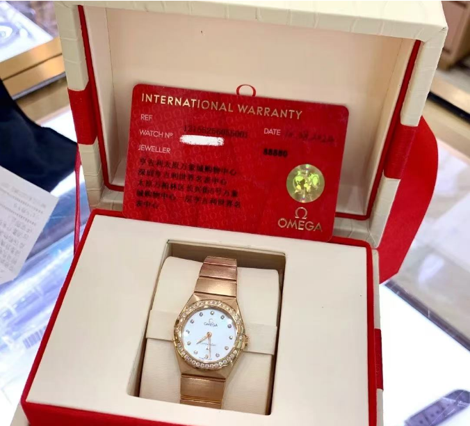 Omega Constellation Ladies' Selection 28mm yellow gold on yellow gold 131.55.28.60.55.002
