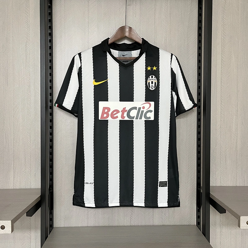 Retro 2010-11 Juventus home PIRLO DEL PIERO PEPE IAQUINTA Football jersey retro