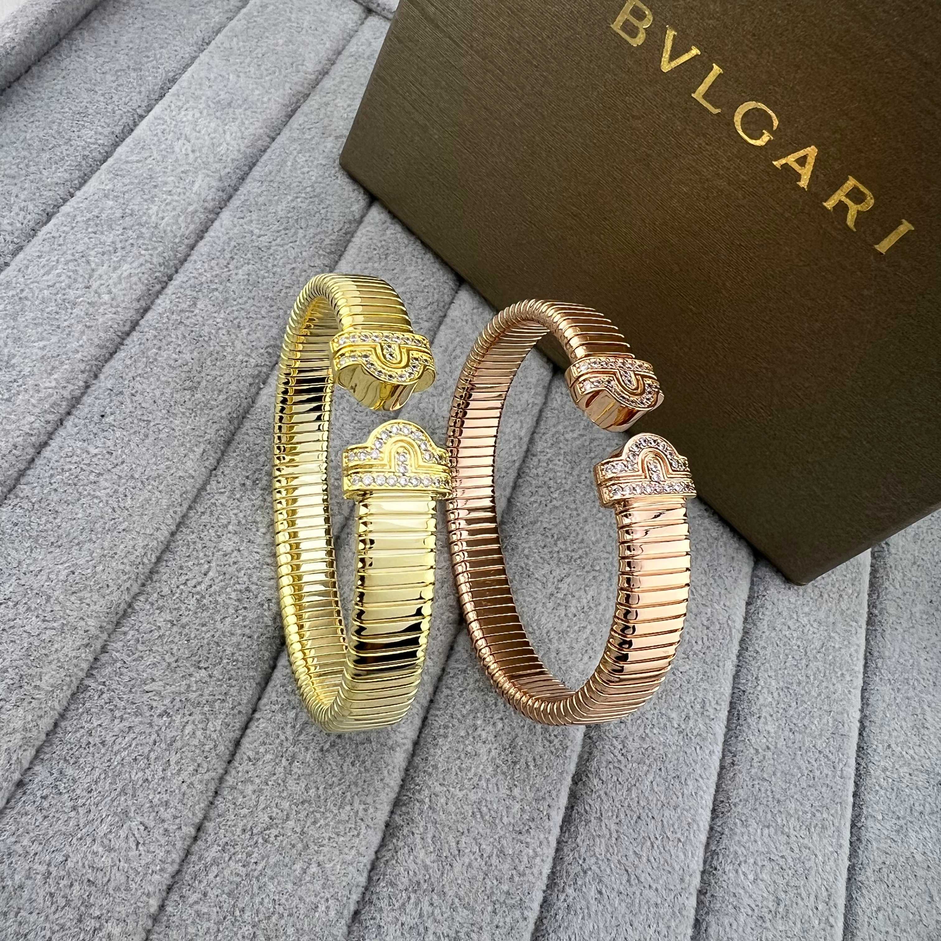 Spring bracelet