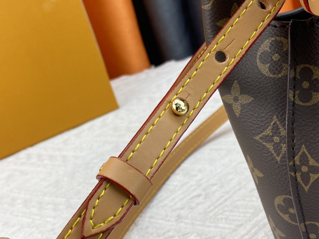 Louis Vuitton Atlantis BB Bag Dark Brown 17Cm M46817