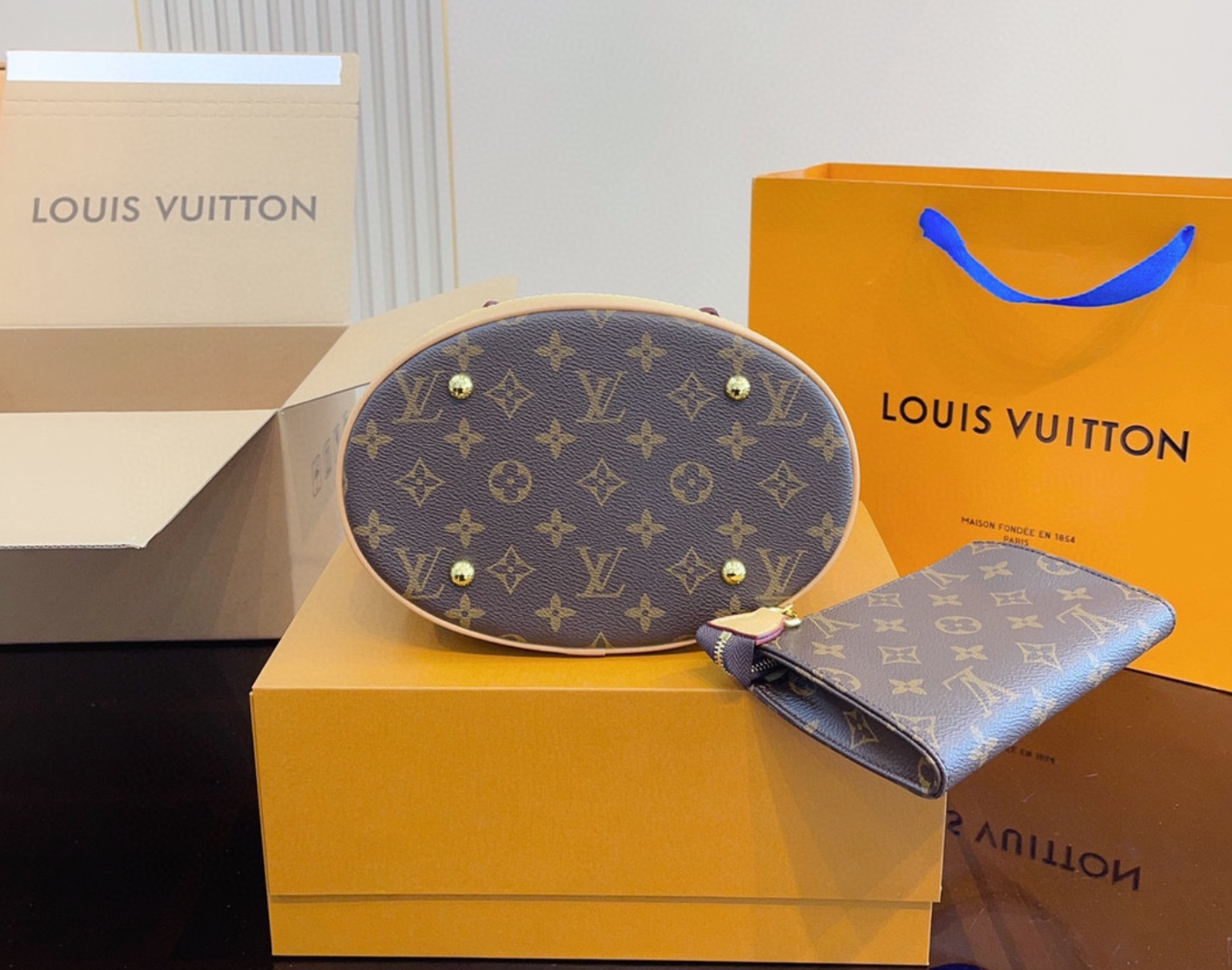 Louis Vuitton Monogram Petit Bucket Pm Monogram Canvas 26Cm M42238