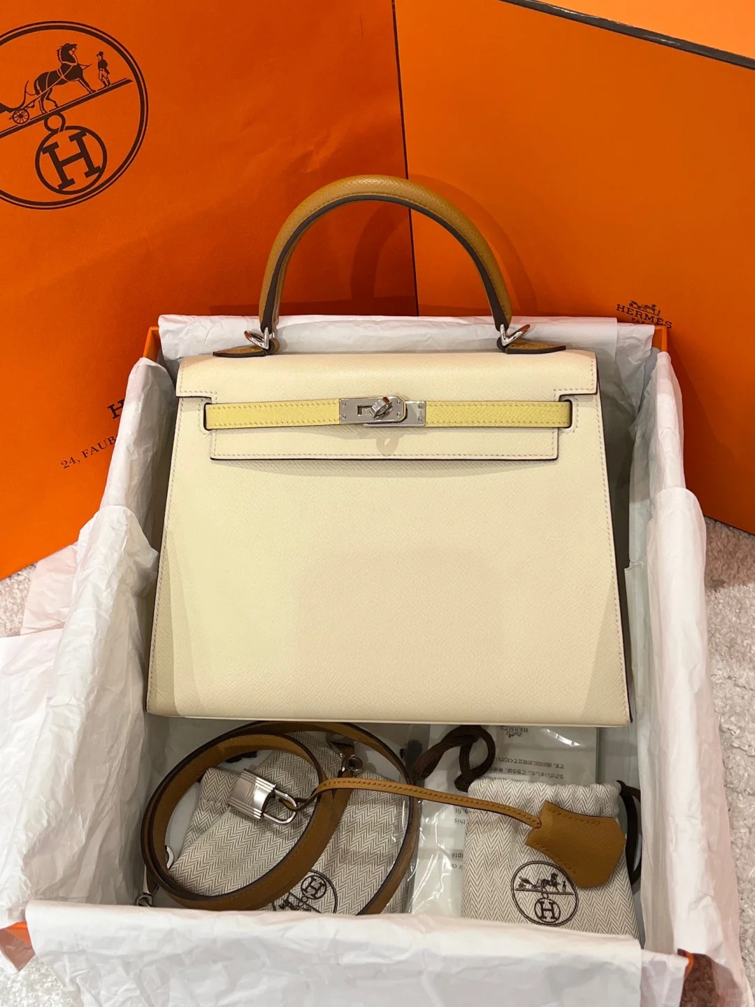 Kelly 25-28 custom calfskin