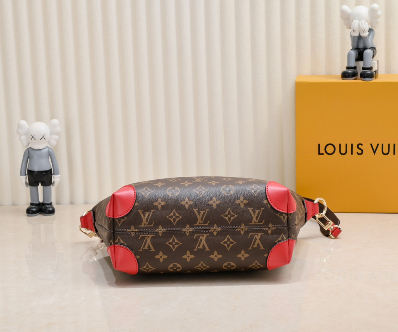 Louis Vuitton Tote Bag Monogram Canvas Red 26Cm