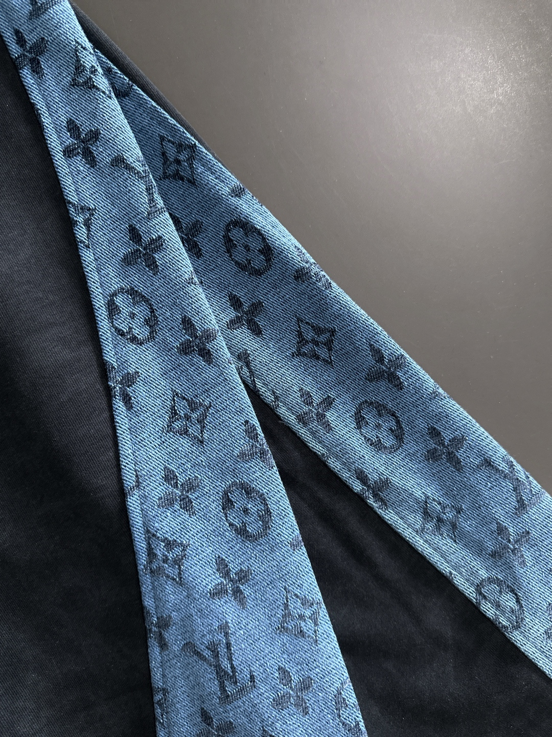 LV 2025 Fall/Winter New Casual Pants
