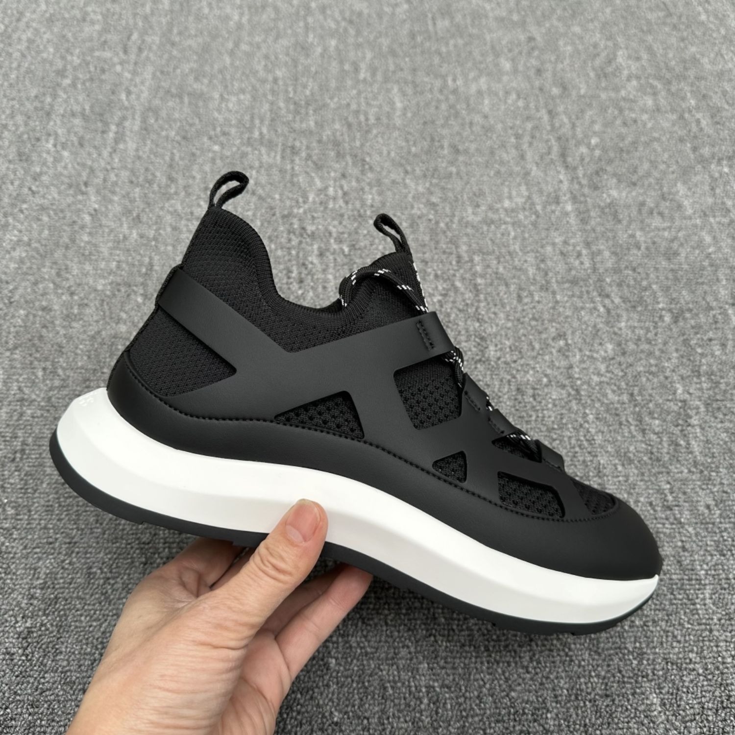 HERMES KATANA SNEAKER BLACK