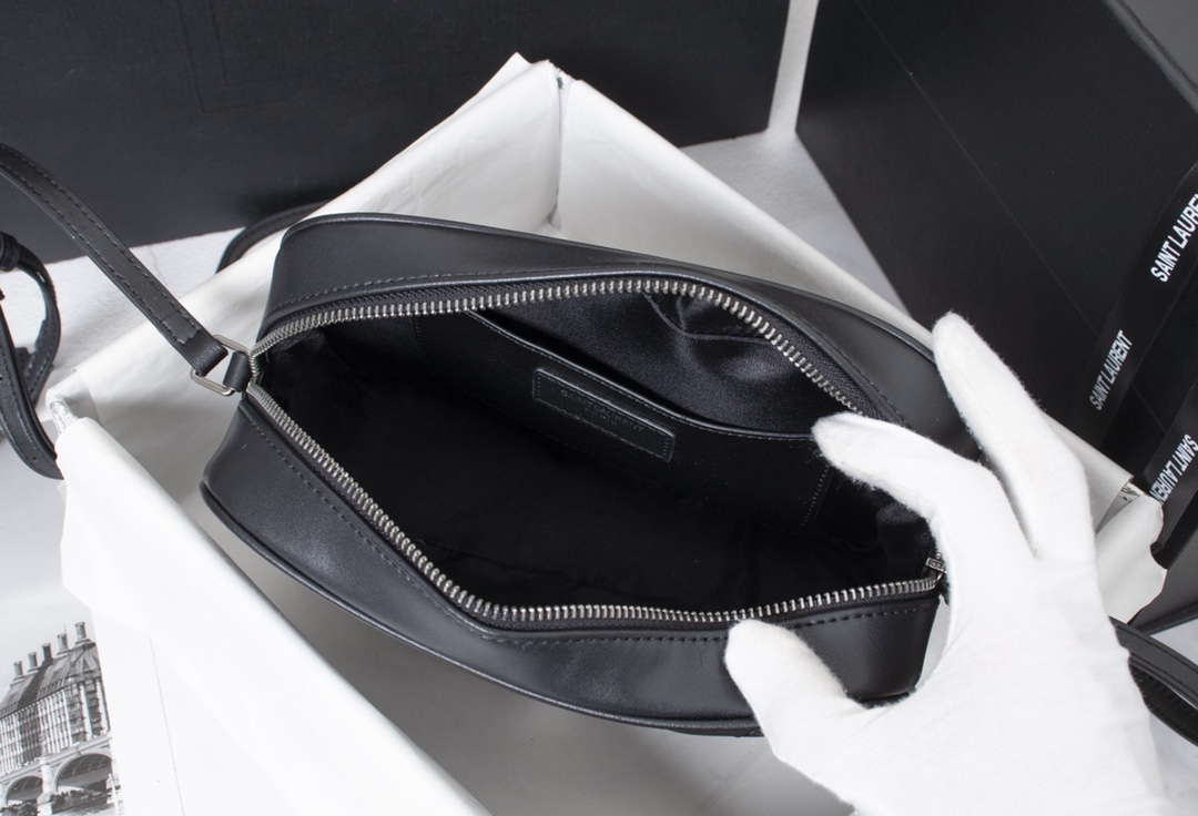 Saint Laurent Lou Camera Bag In Quilted Black Silver Leather 23Cm