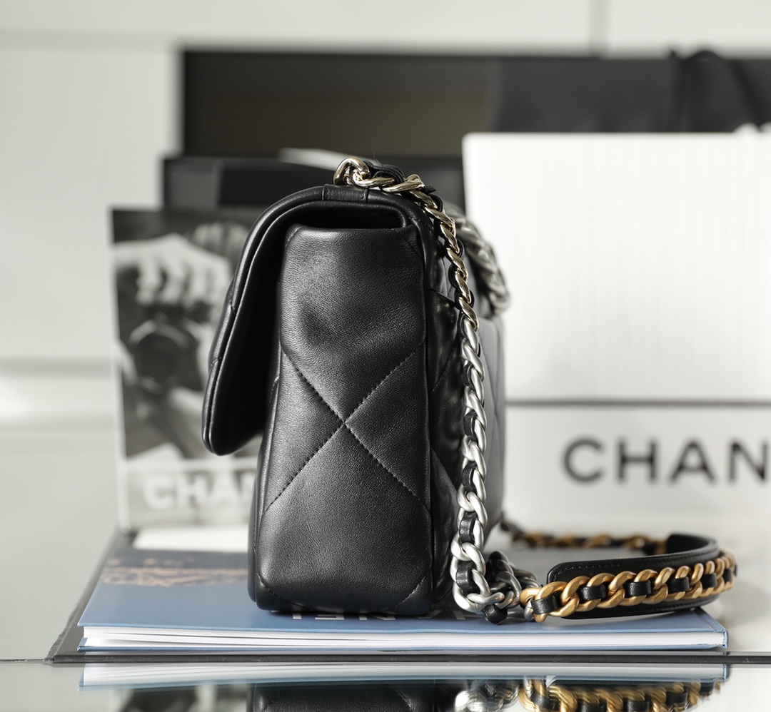 Chanel 19 Flap Bag Black 30cm