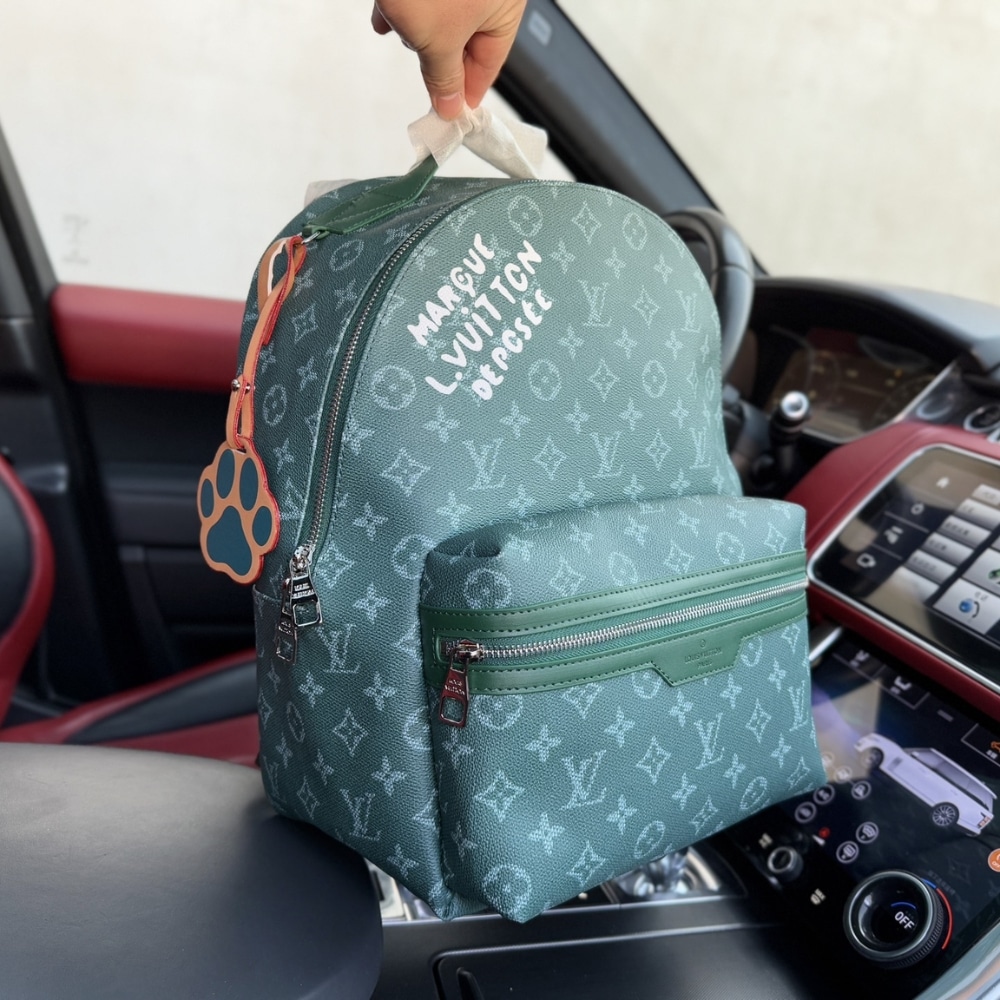 Louis Vuitton Discovery Backpack PM Green 38Cm M12780