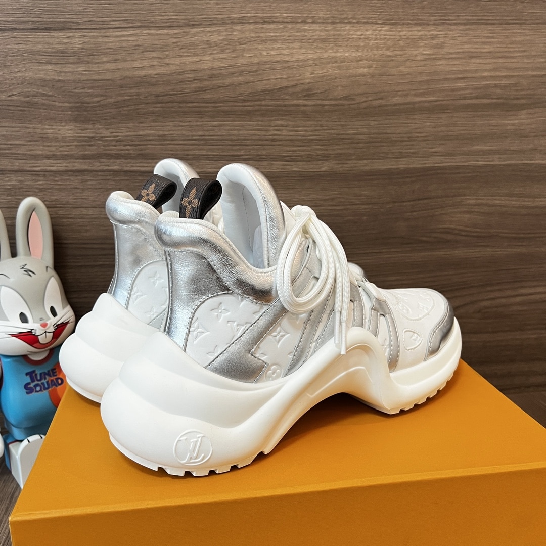 Louis Vuitton Archlight Sneaker Silver 1Abvfn