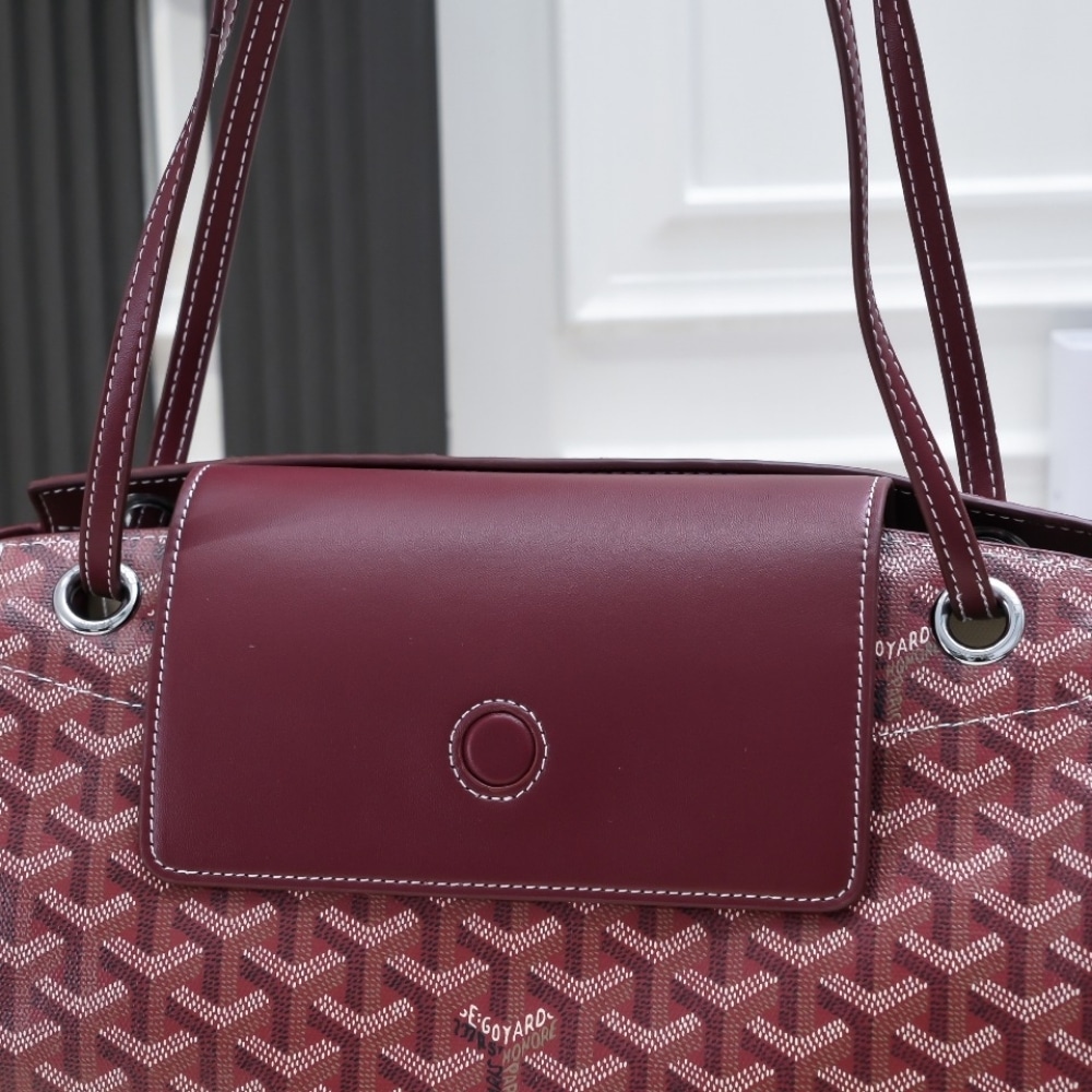 GOYARD ROUETTE SOUPLE BAG BURGUNDY 31CM