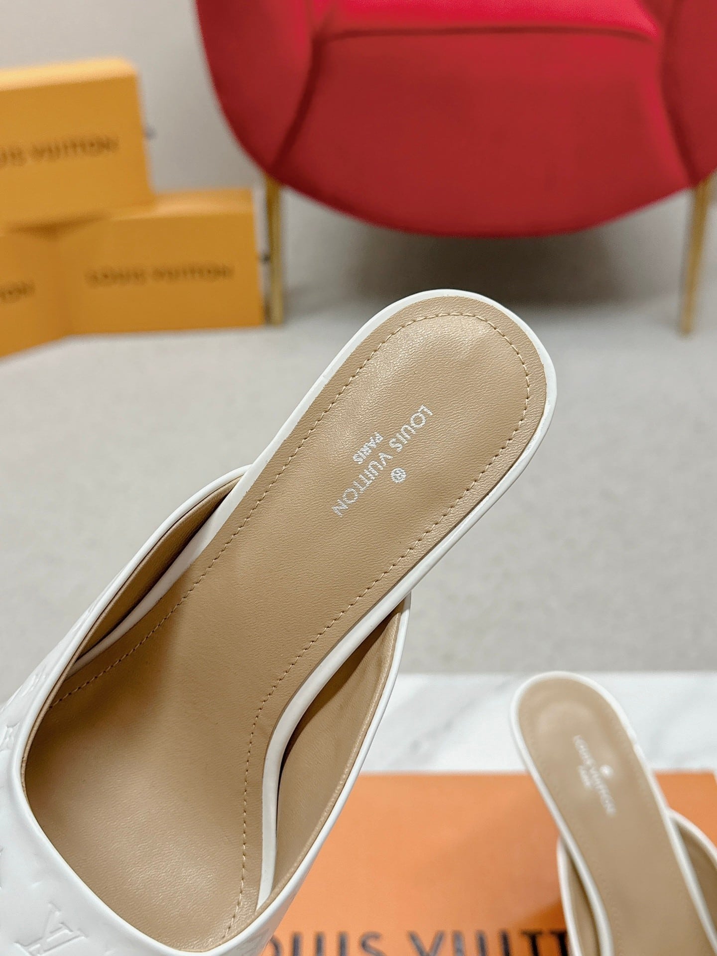 Louis Vuitton Super Mule Sandals White 1Acj51