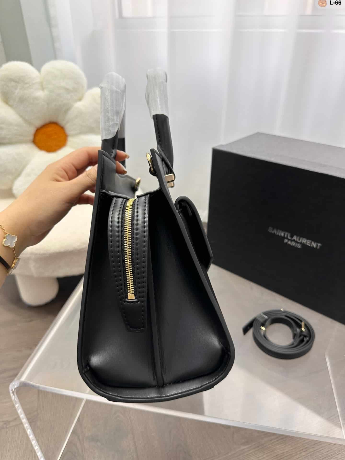 Saint Laurent Uptown Medium Leather Tote Bag Black 31Cm