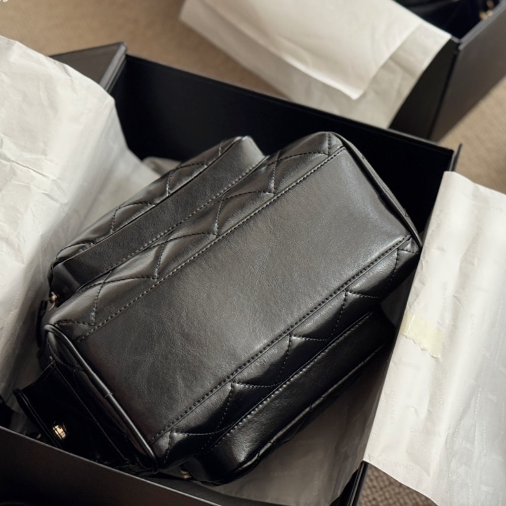 Chanel Small Camera Case Bag Black 23cm As5220 B18234 94305