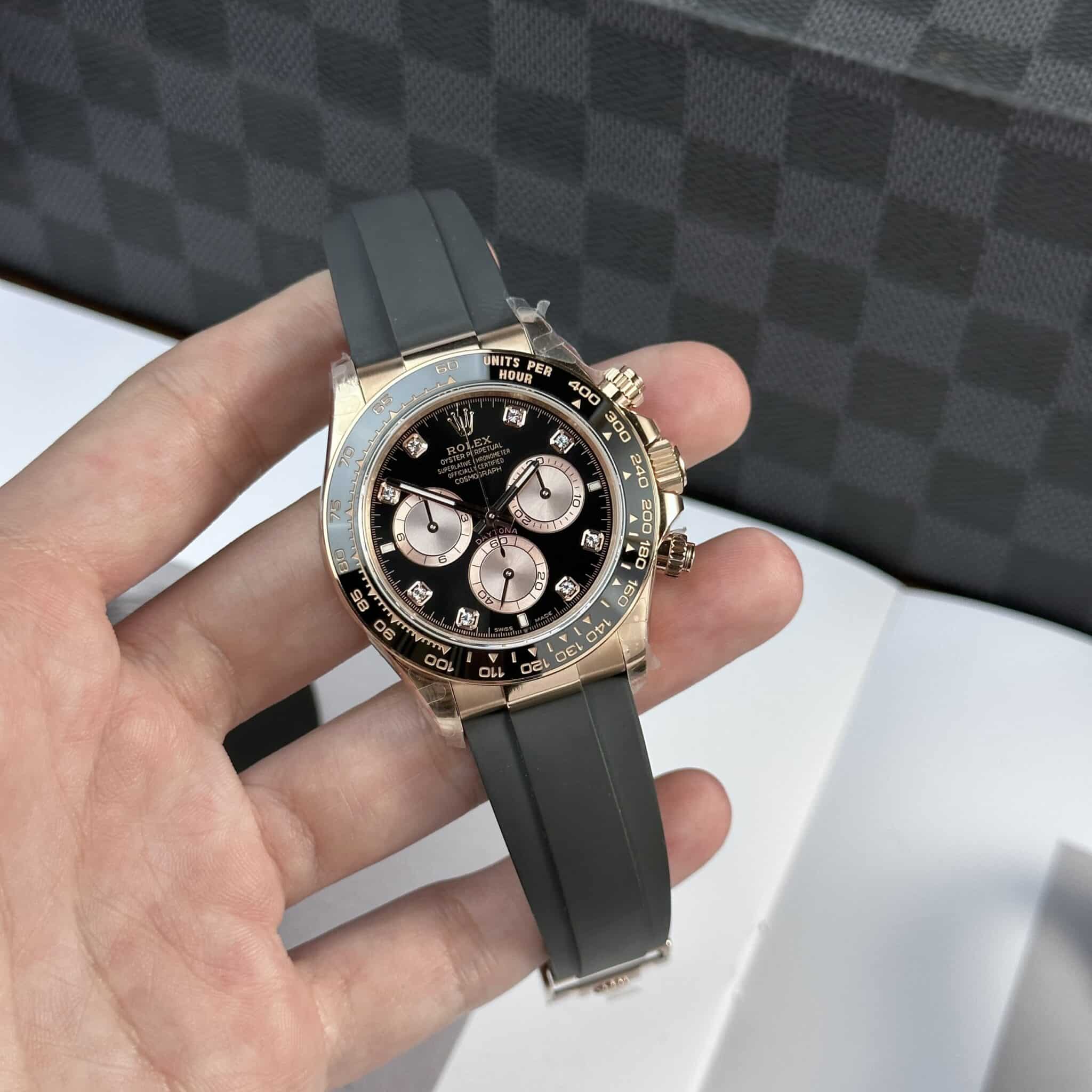Rolex Daytona 40 mm Sundust Dial 126515LN