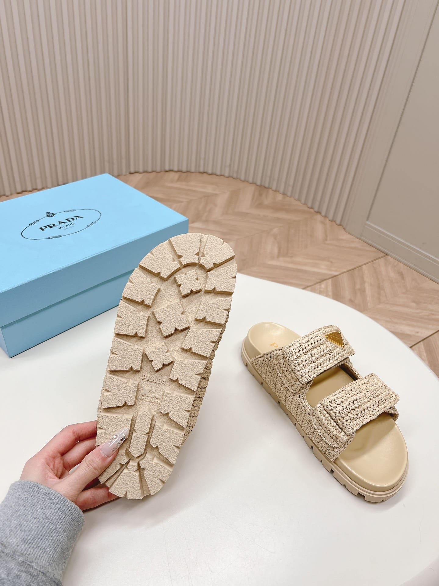 Prada Fussbett Raffia Dual Buckle Slide Sandals Beige