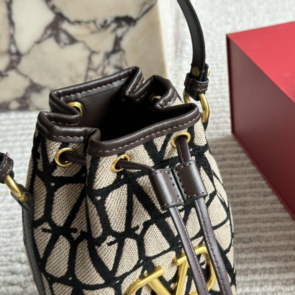 Valentino Mini VLogo Signature Bucket Bag In Toile Iconographe Brown 22Cm 5W2P0Z44Vri 6Zn