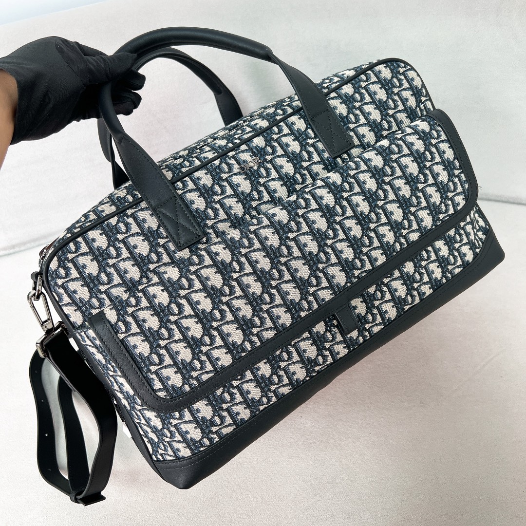 Dior- New pet bag