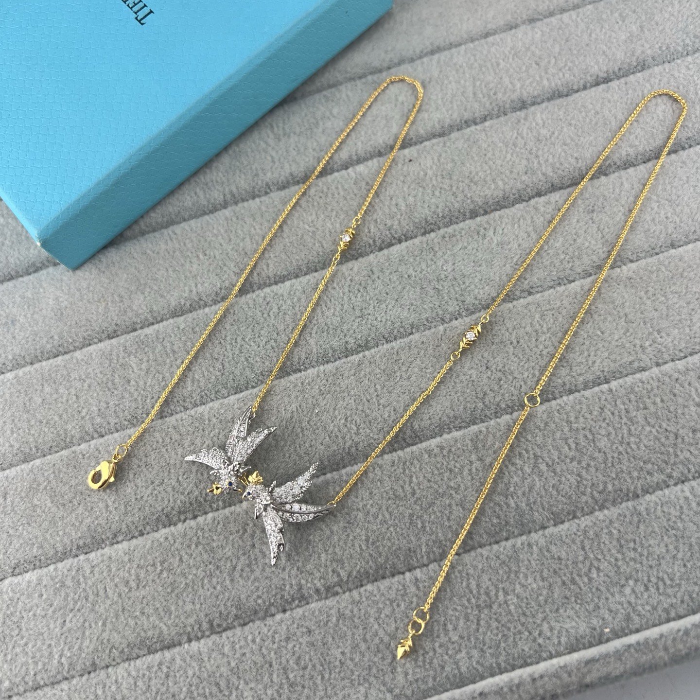 Pave-set Diamond Double-Bird Pendant Necklace