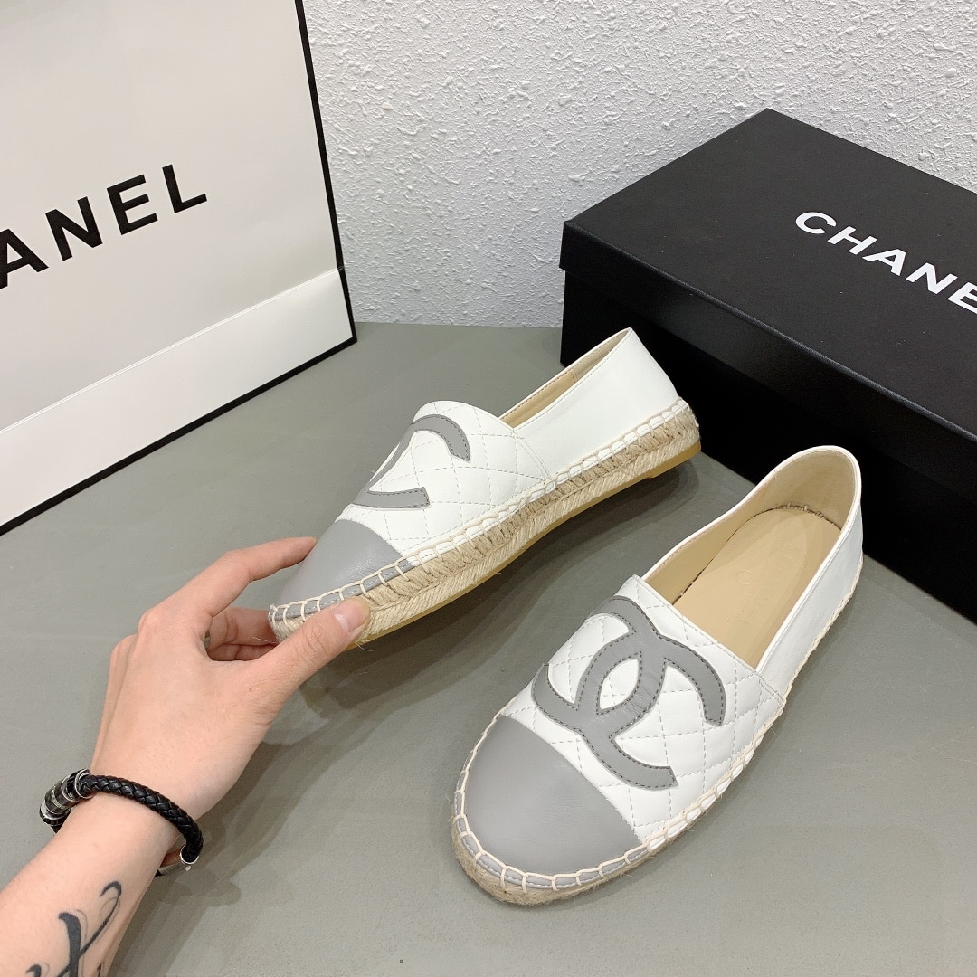 Chanel Cc Espadrilles White Gray