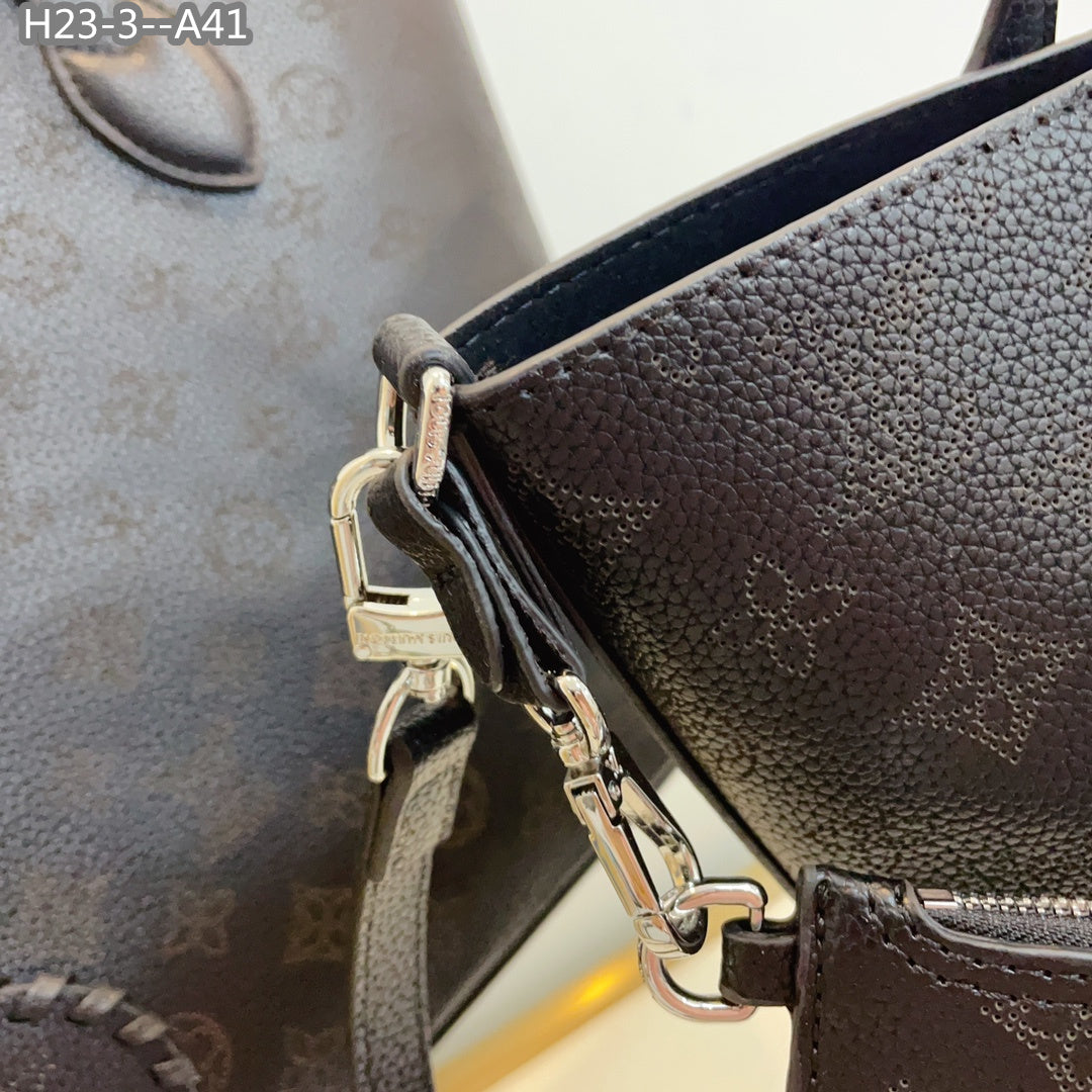 Louis Vuitton Blossom Mm Bag Black 29Cm M21851