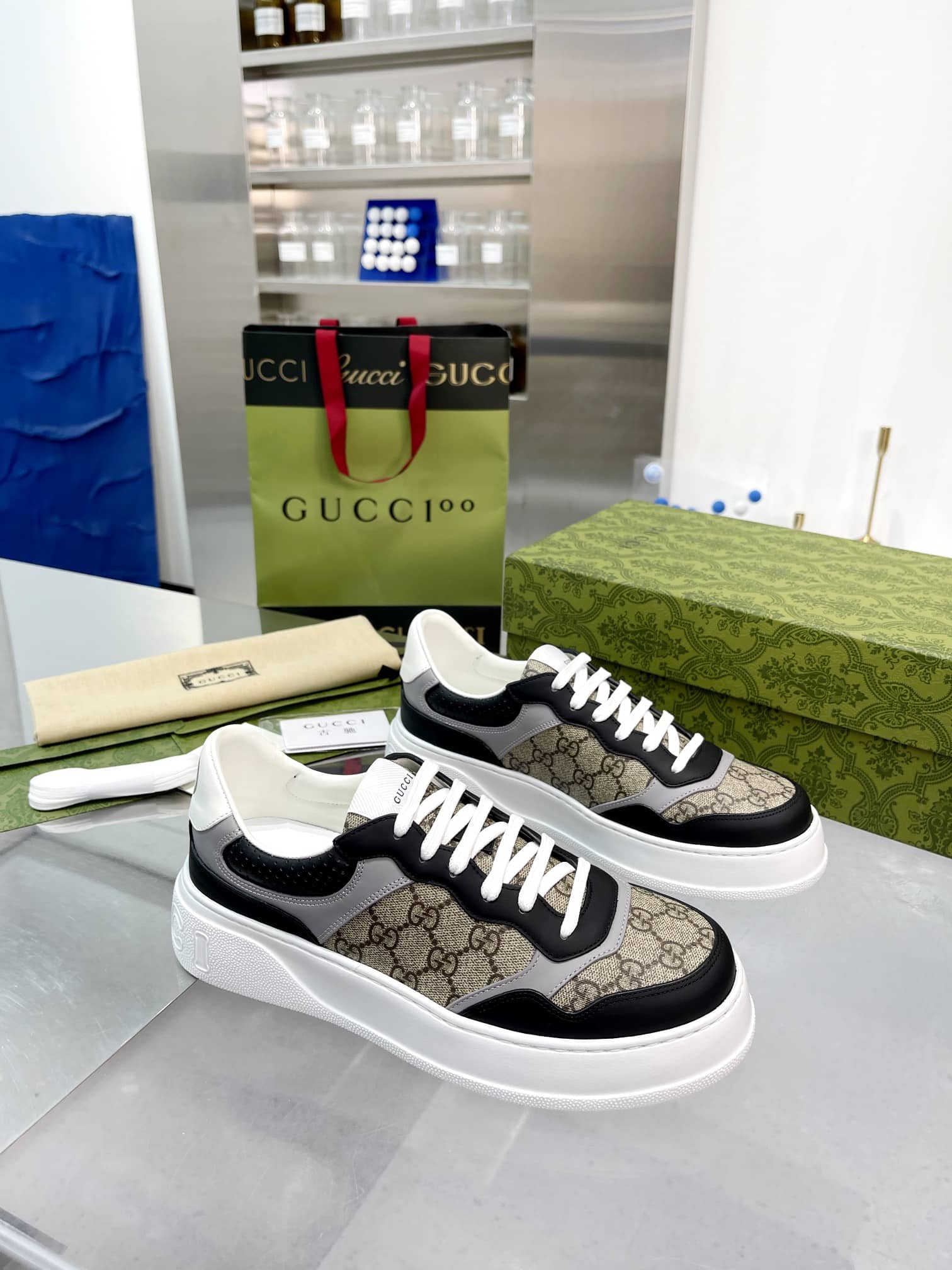 Gucci Men’S Gg Trainer Supreme Canvas Beige 669582 Upga0 1080