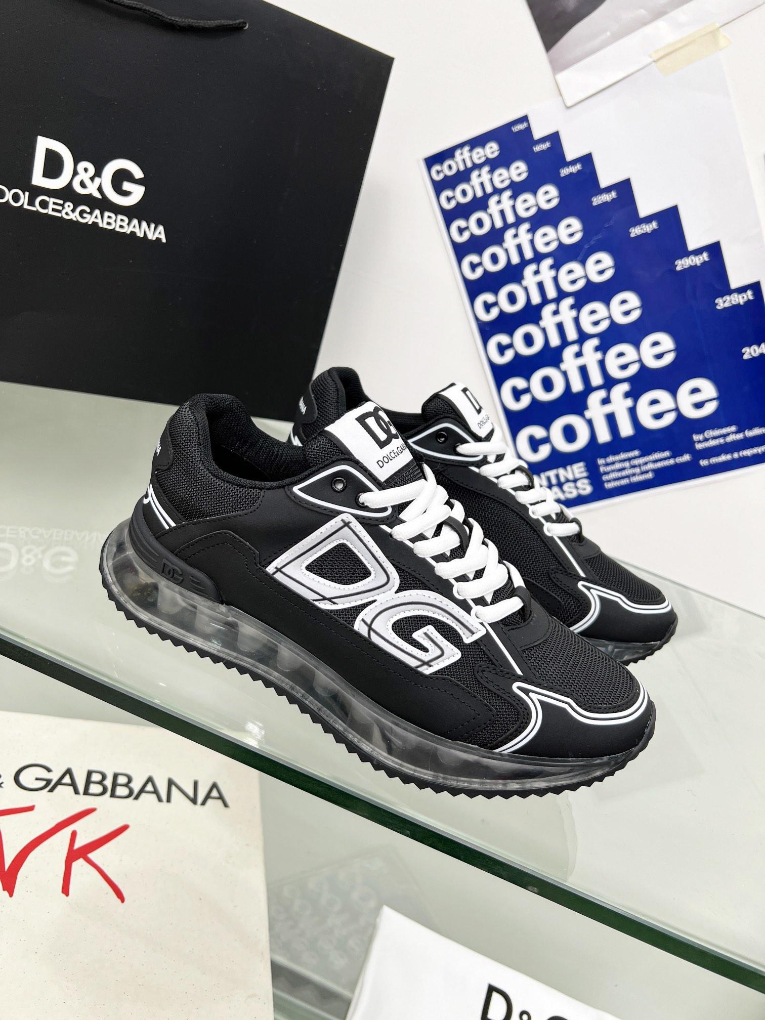 2023 DOLCE & GABBANA sneakers