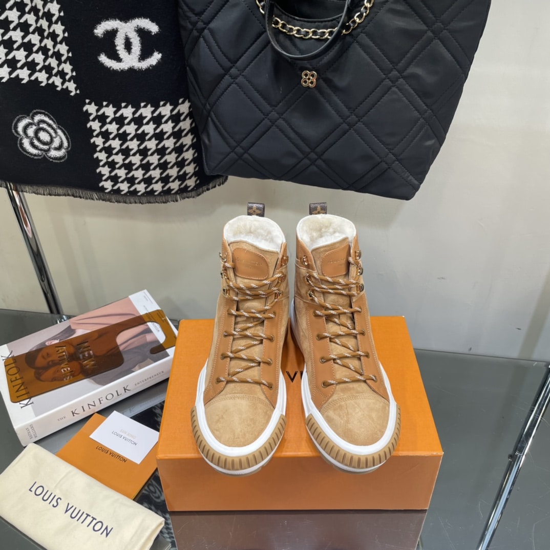 Louis Vuitton Squad Sneaker Boots Suede Brown
