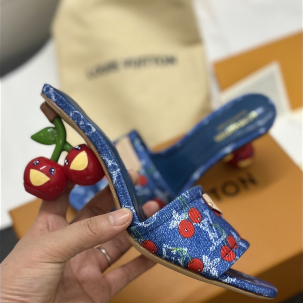 Louis Vuitton X Takashi Murakami Lily Mule Denim Blue 1Ahltf