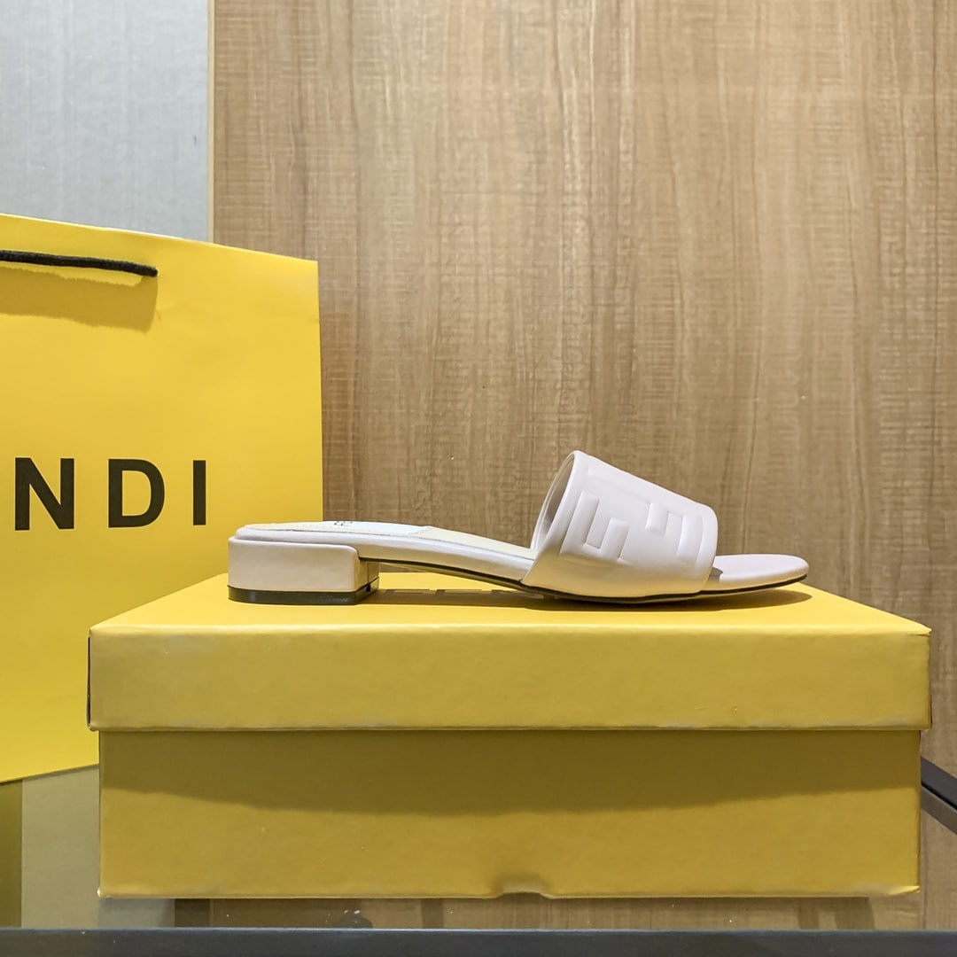 Fendi Silk Cowhide Slippers Light Pink