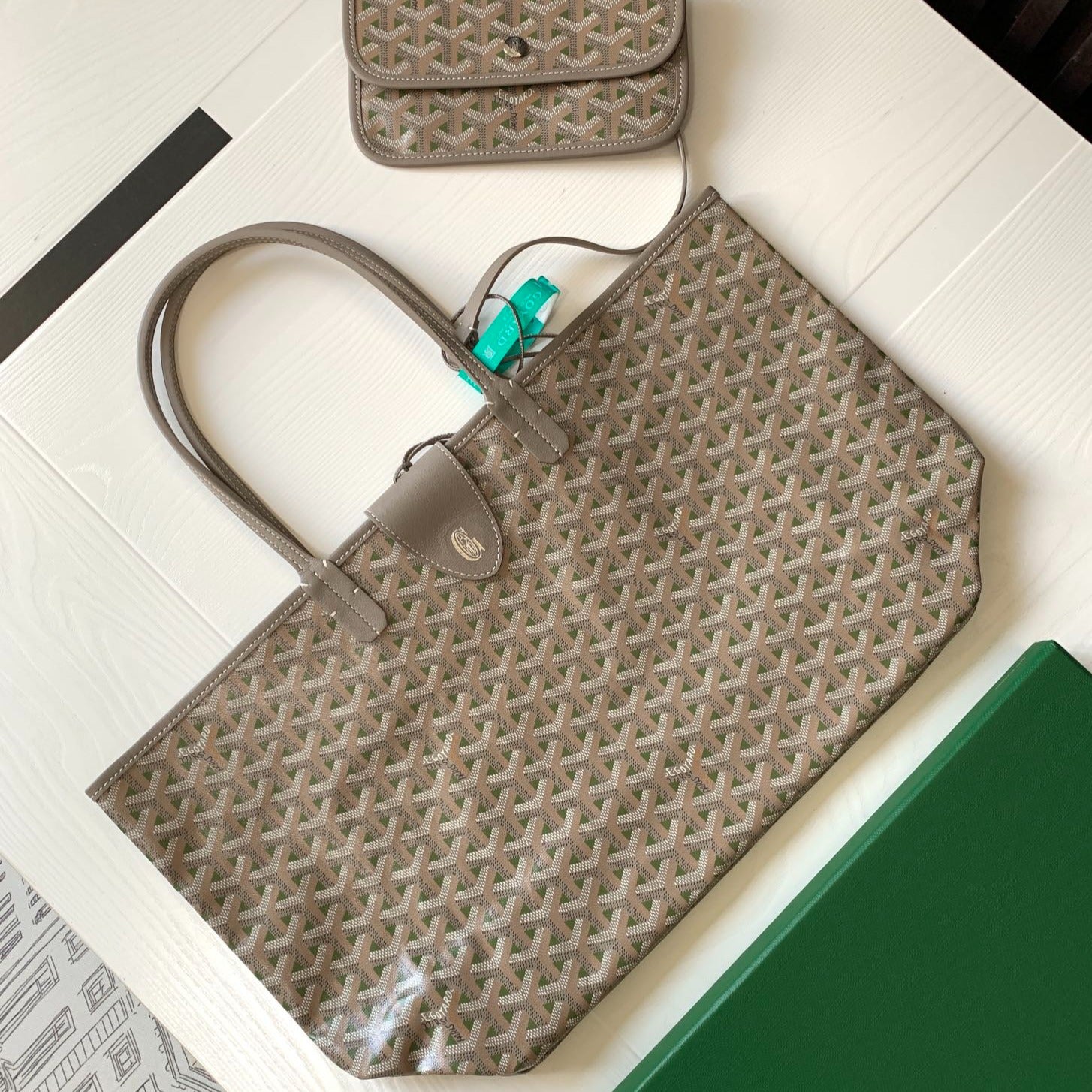 Goyard St Louis Pm 48Cm Greige And Green Tote Bag