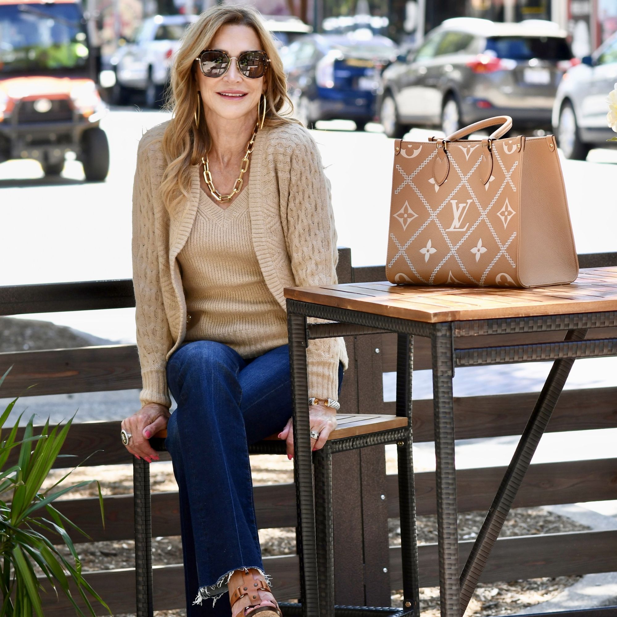 Louis Vuitton Onthego MM Tote Monogram Arizona ‘Brown Crème Beige’ 35cm