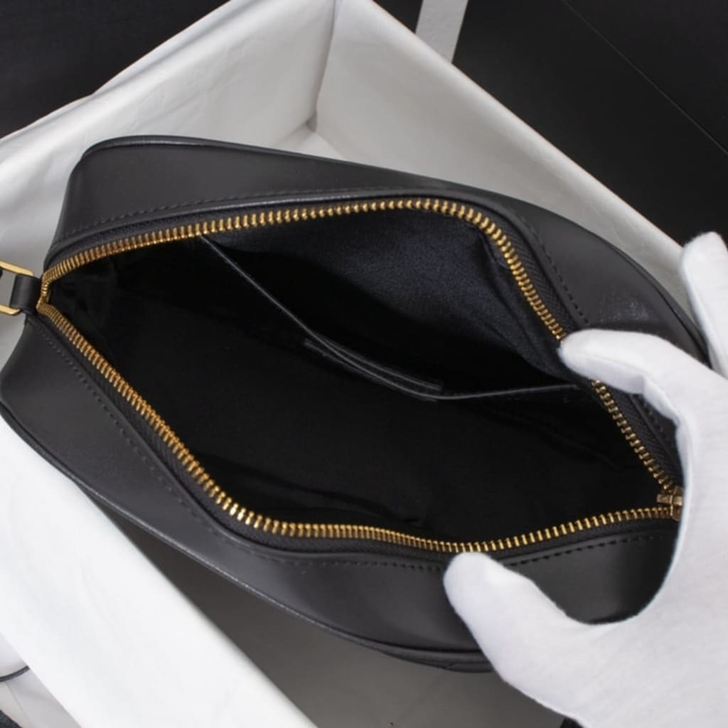 Saint Laurent Lou Camera Bag In Quilted Leather Black Gold Hardware 23Cm 761554DV7071000