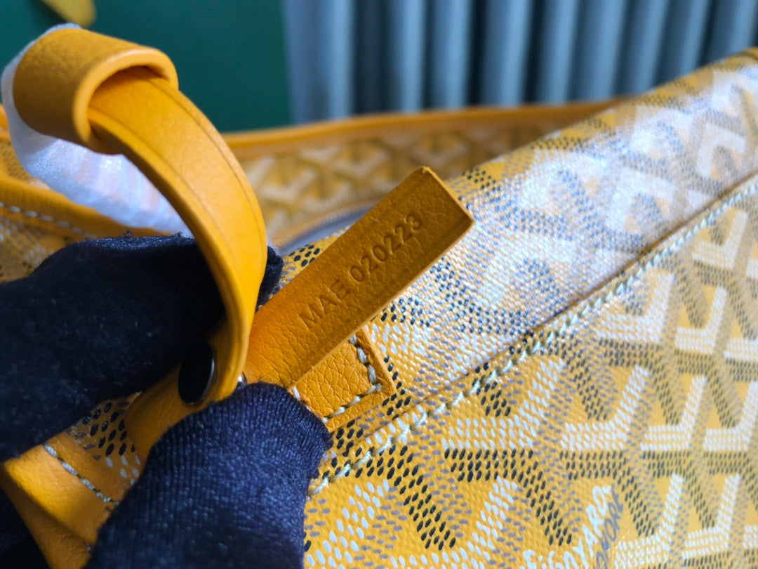 Goyard Hobo Boheme 42Cm Yellow Canvas