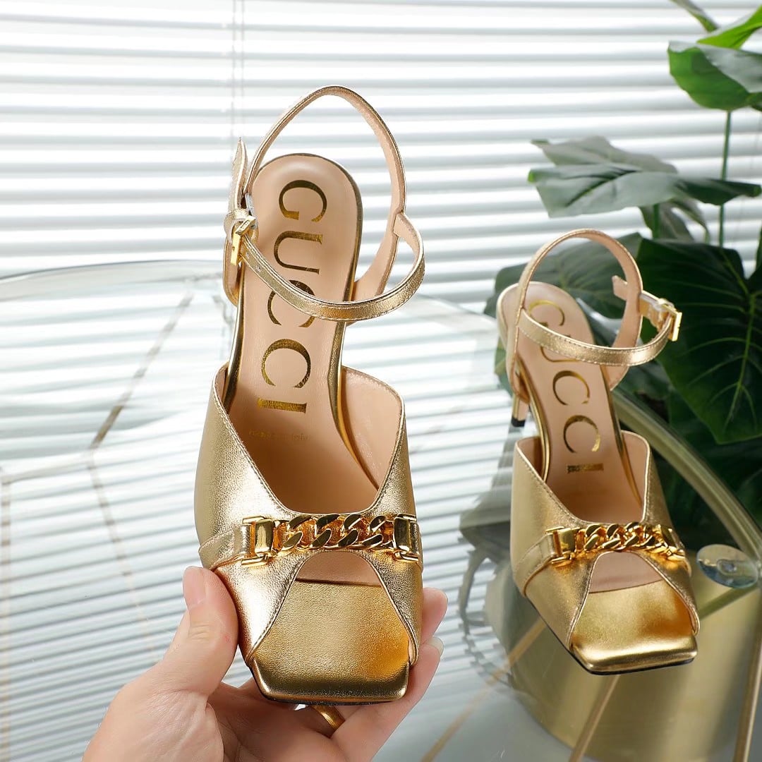 Gucci Metal Chain Stiletto Heels Flip Flop Fish Mouth Sandals Gold