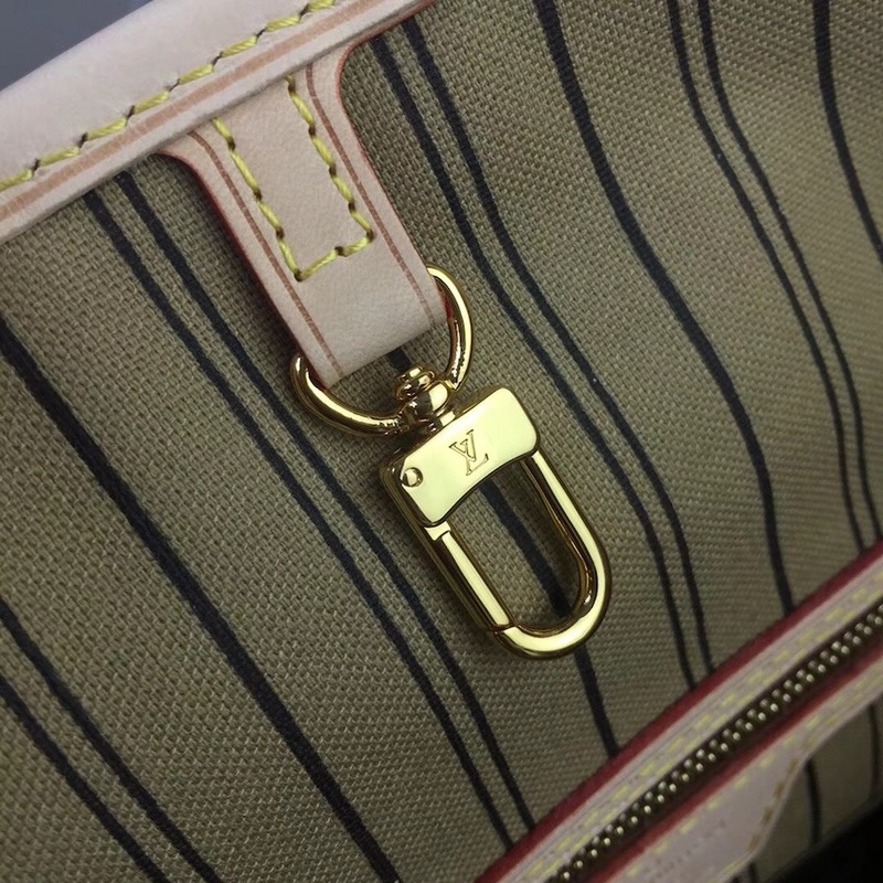 Louis Vuitton Neverfull MM Monogram Canvas Beige 31Cm M46975