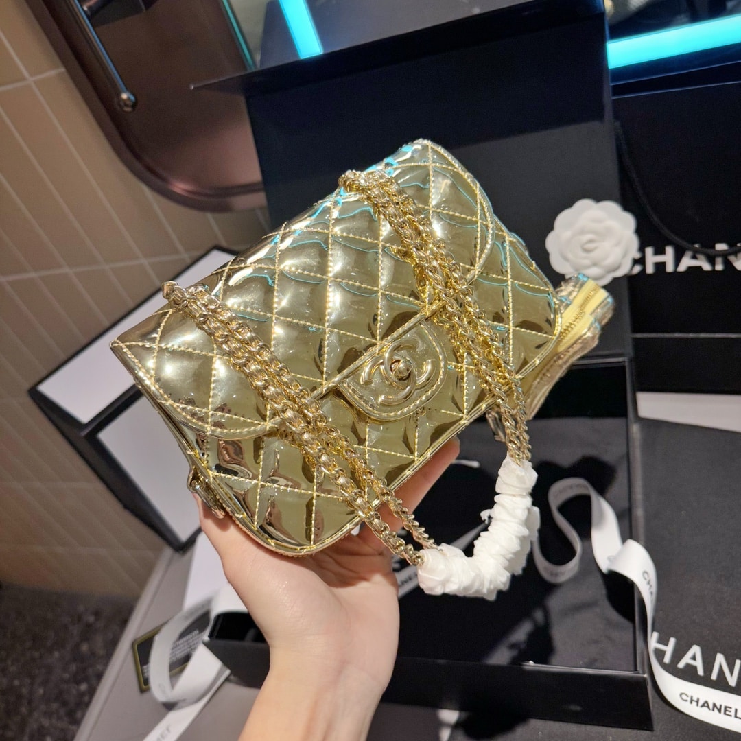 Chanel Mini Flap Bag Star Coin Purse Yellow Gold 20Cm As4646 B14873 Nt671
