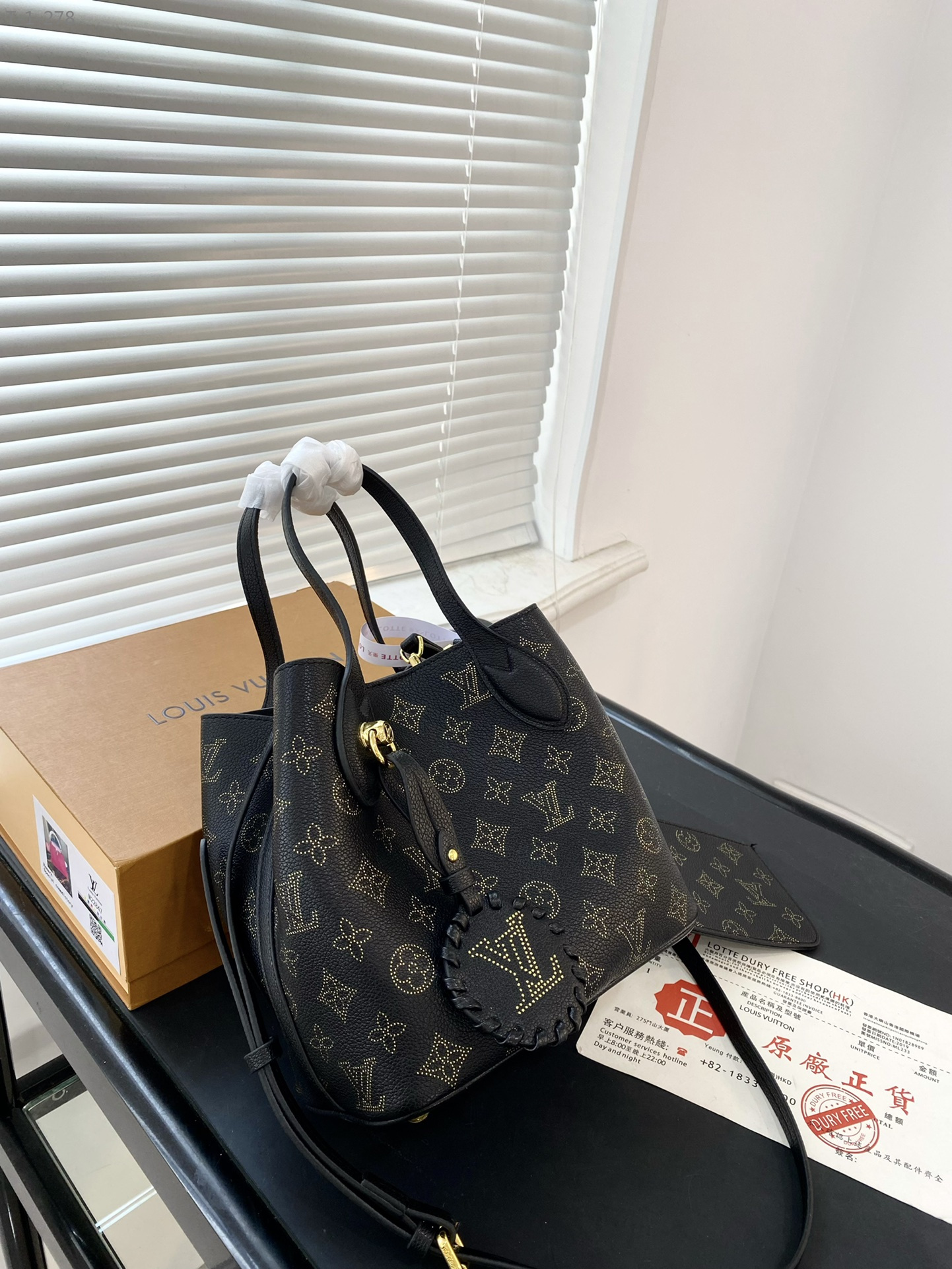 Louis Vuitton Blossom Pm Black 20Cm M23393