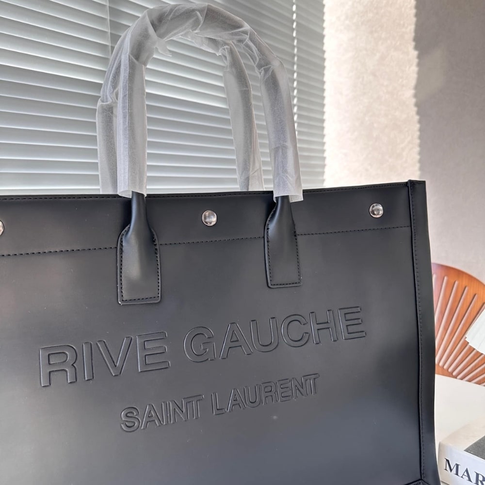 Saint Laurent Rive Gauche Large Tote Bag In Glazed Leather Black 48Cm 587273Aacp21000
