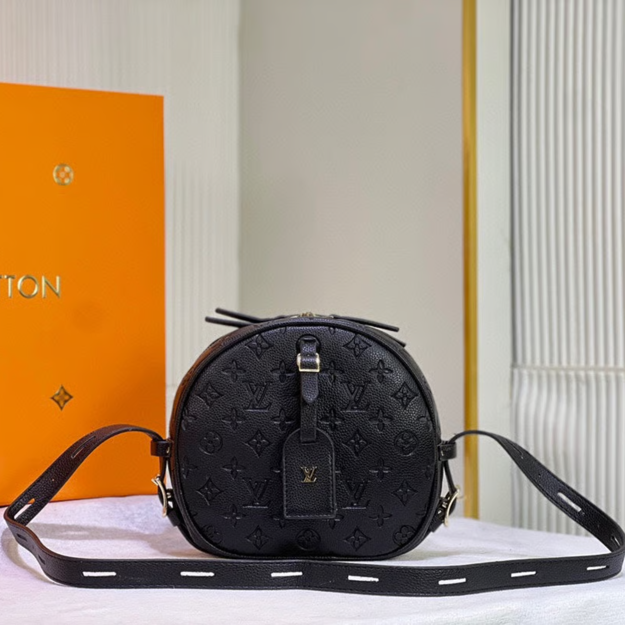 Louis Vuitton Boite Chapeau Souple Mm 22Cm M45649